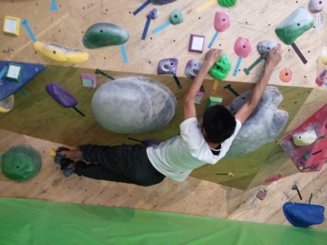 bouldering